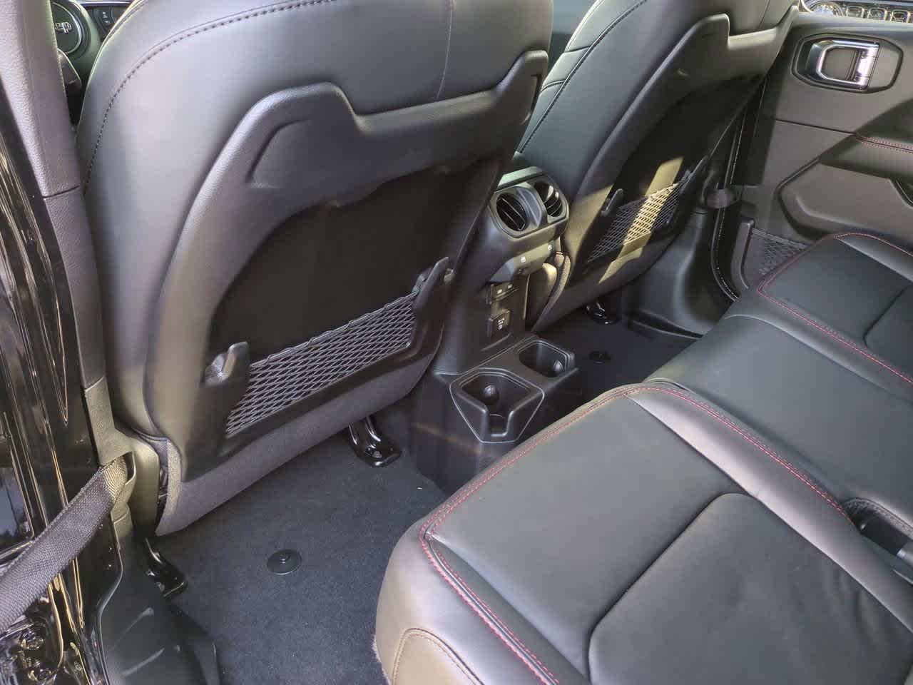 Thumbnail: 2026 Jeep Gladiator - 19