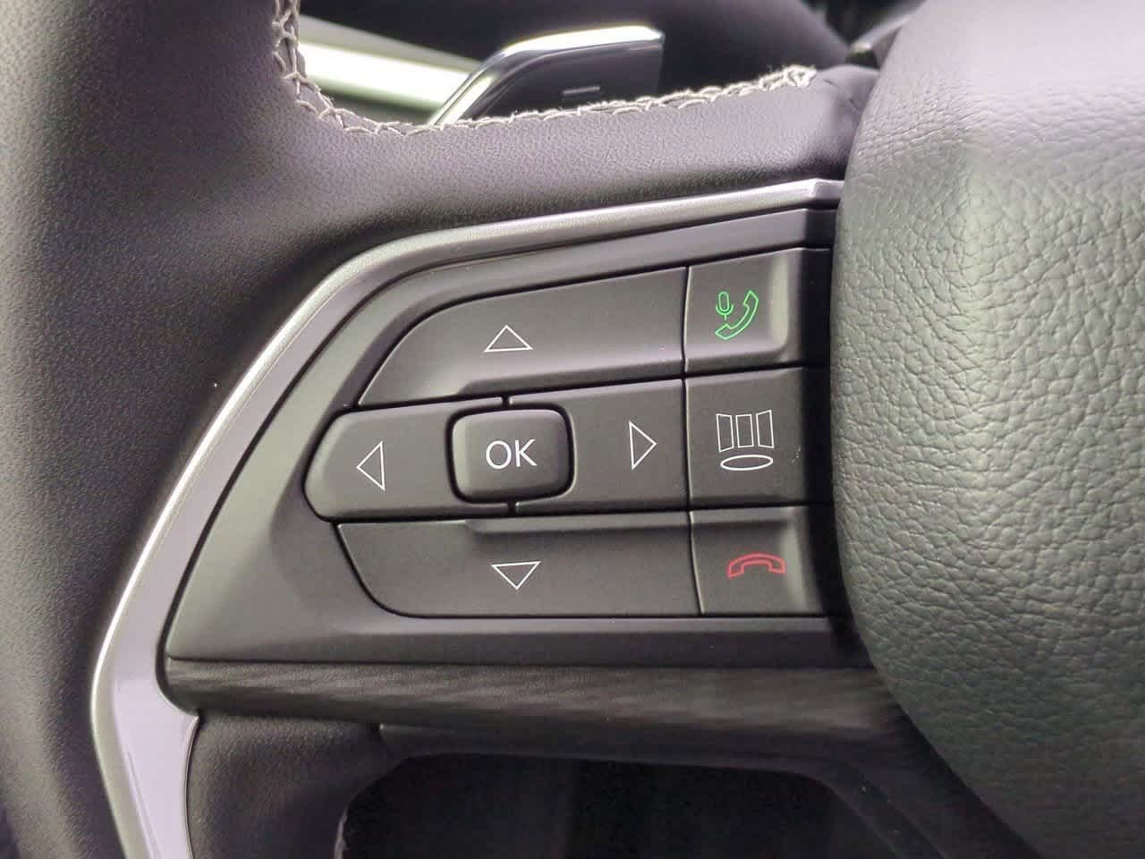 Thumbnail: 2025 Jeep Grand Cherokee - 25