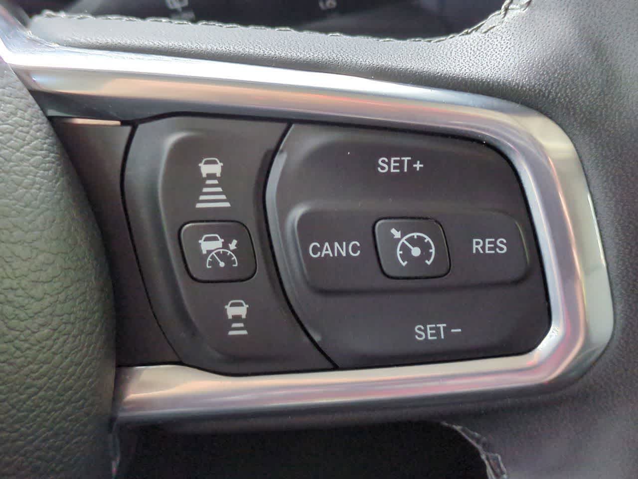 Thumbnail: 2025 Jeep Wrangler - 24