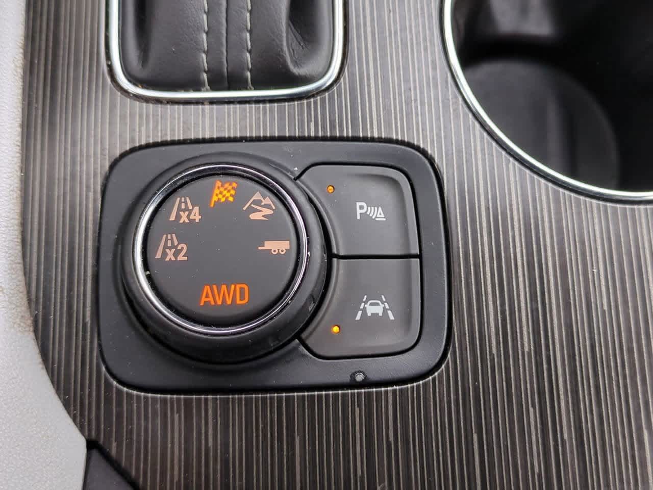 Thumbnail: 2017 GMC Acadia - 17