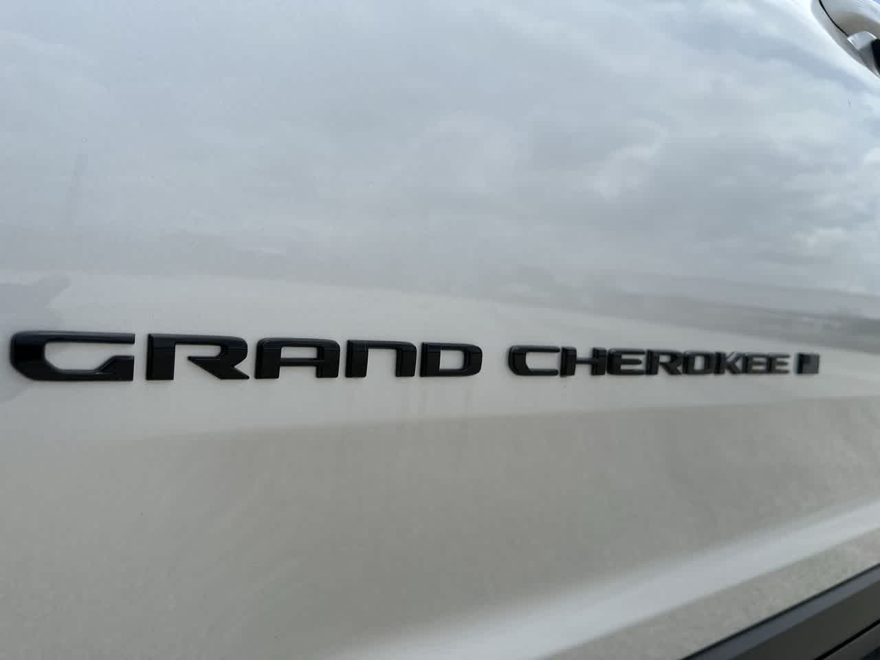 Thumbnail: 2026 Jeep Grand Cherokee - 12