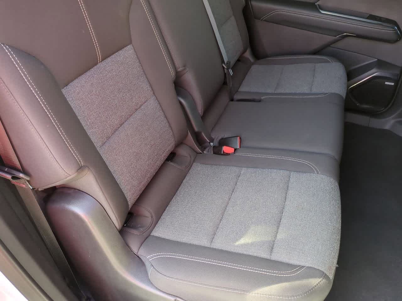 Thumbnail: 2025 GMC Acadia - 21