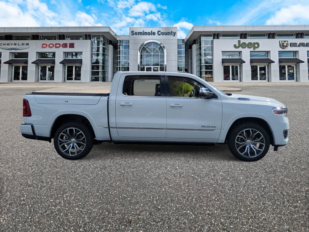 Thumbnail: 2026 RAM 1500 - 9