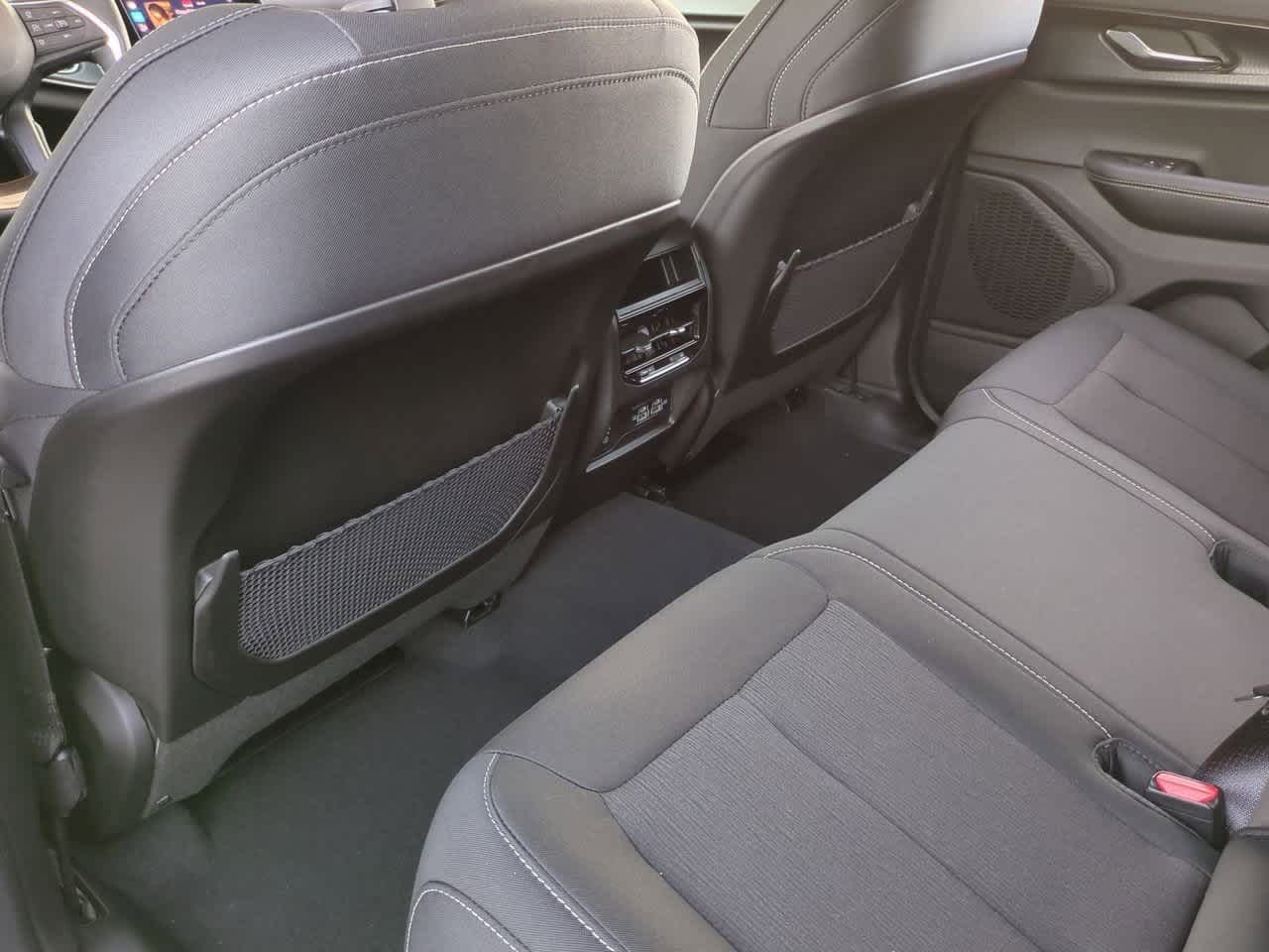 Thumbnail: 2025 Jeep Grand Cherokee - 19