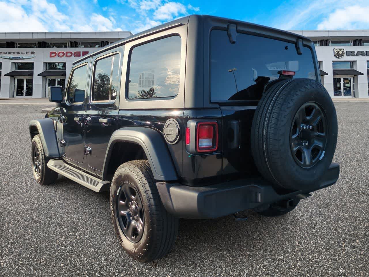 Thumbnail: 2026 Jeep Wrangler - 6