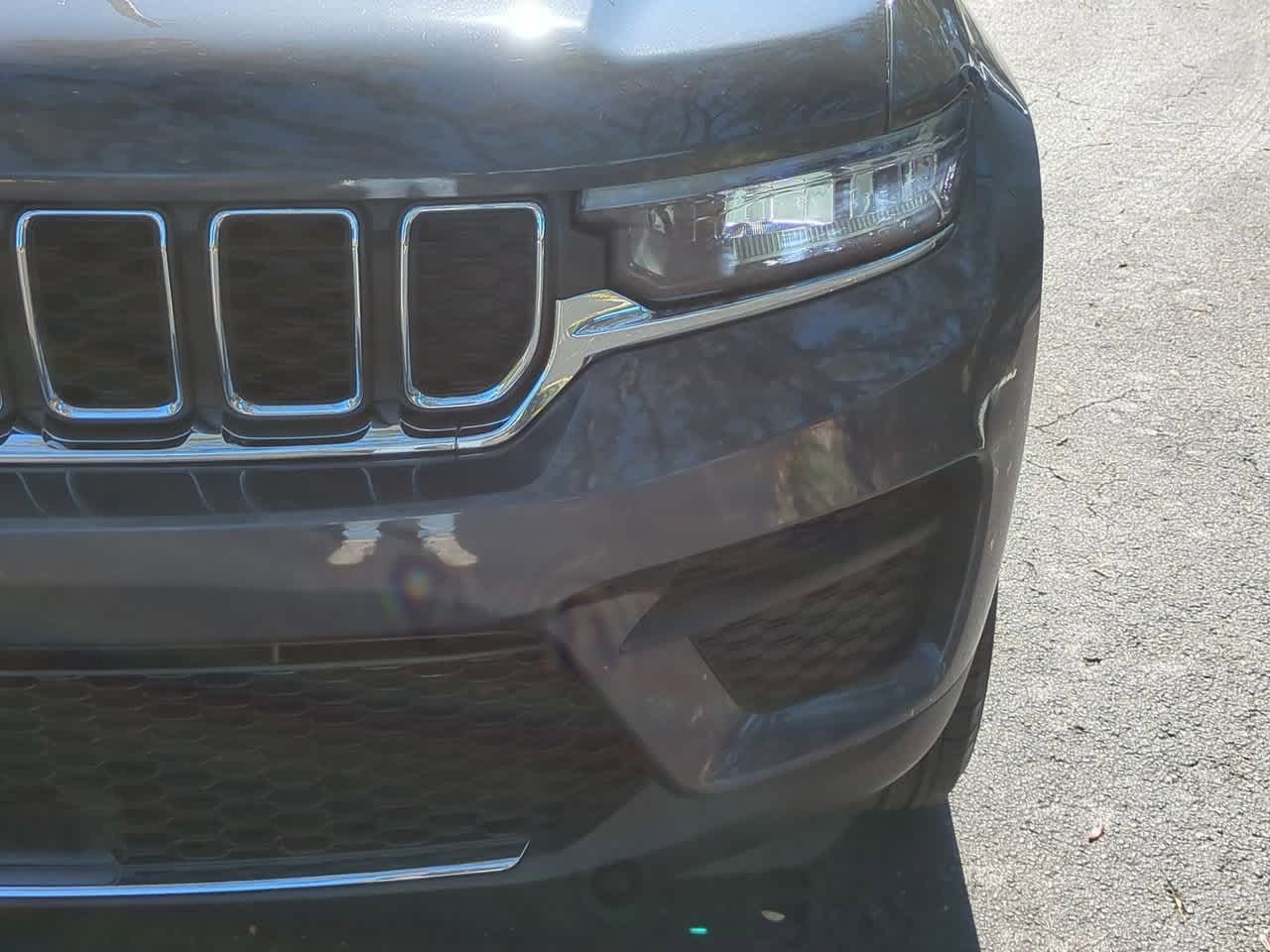 Thumbnail: 2024 Jeep Grand Cherokee - 11