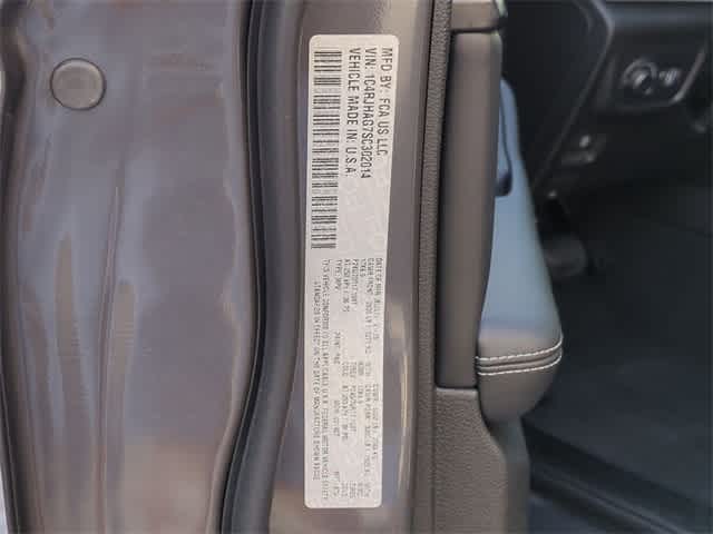 Thumbnail: 2025 Jeep Grand Cherokee - 36