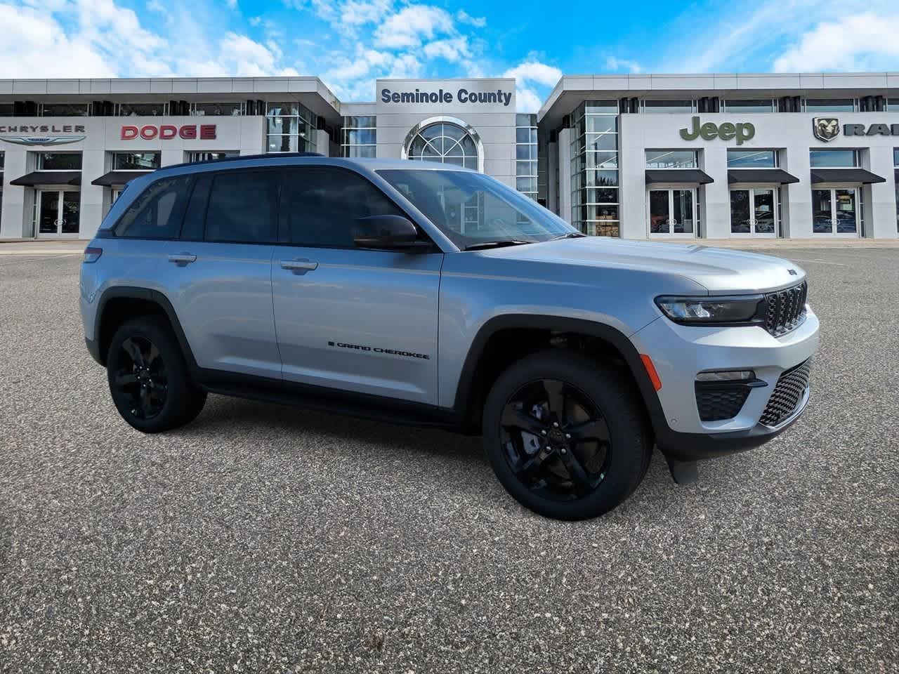 Thumbnail: 2025 Jeep Grand Cherokee - 2