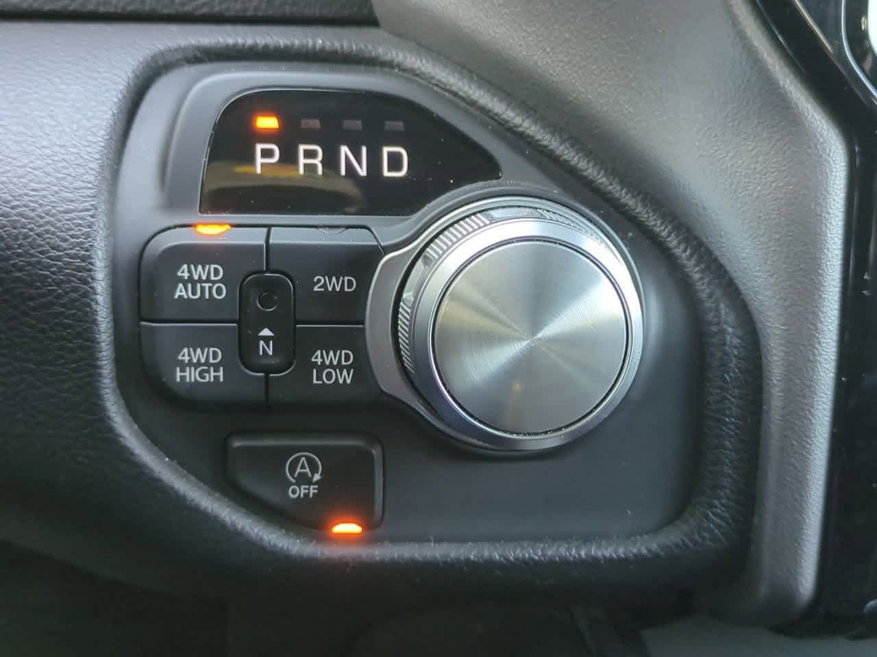 Thumbnail: 2025 RAM 1500 - 33