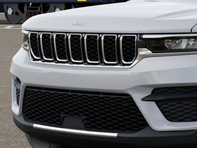 Thumbnail: 2025 Jeep Grand Cherokee - 7