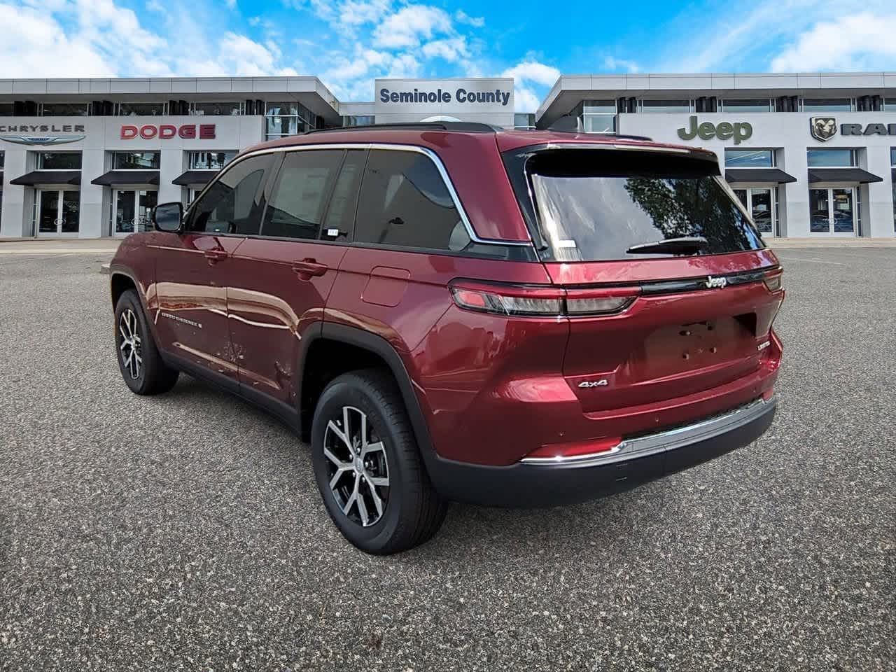 Thumbnail: 2025 Jeep Grand Cherokee - 6