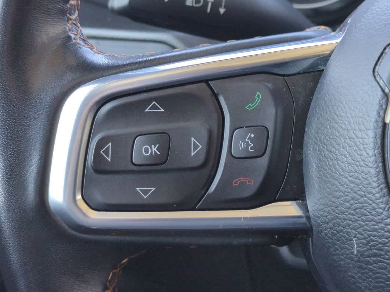 Thumbnail: 2022 Jeep Gladiator - 24