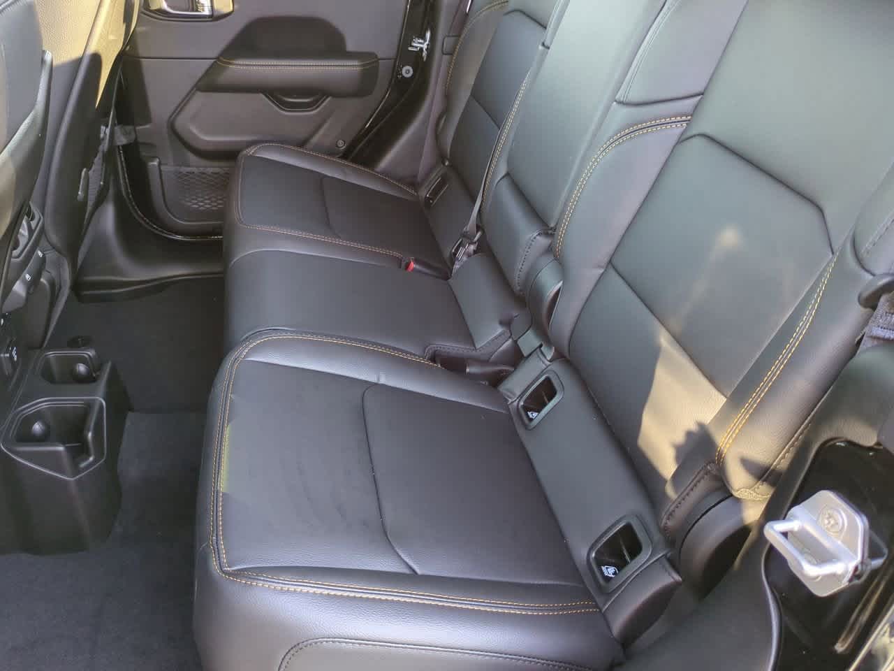 Thumbnail: 2025 Jeep Gladiator - 20