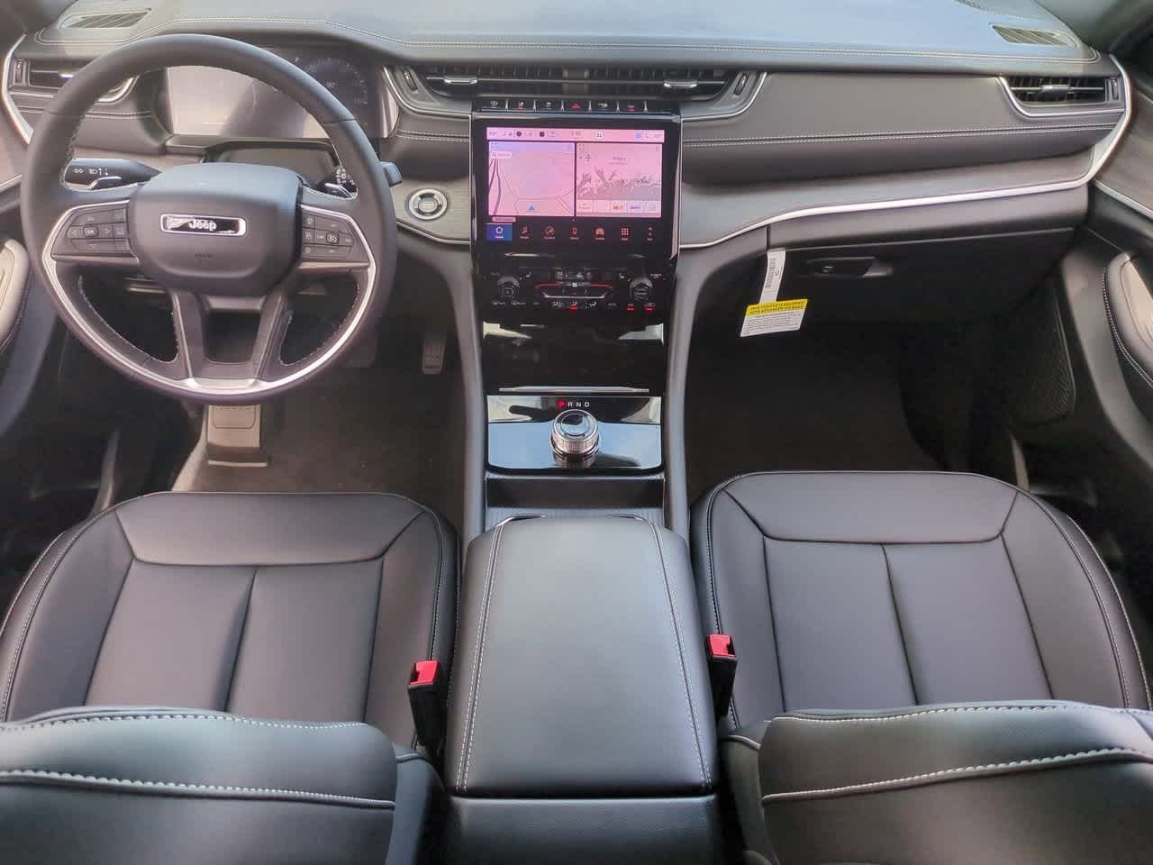 Thumbnail: 2025 Jeep Grand Cherokee - 16