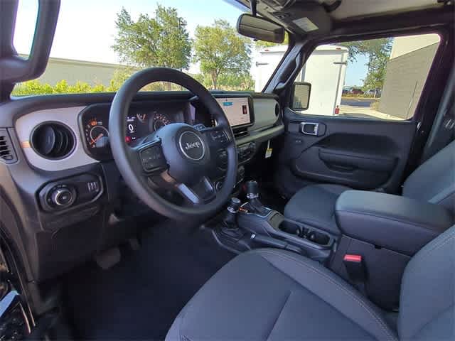 2025 Jeep Wrangler Sport 10