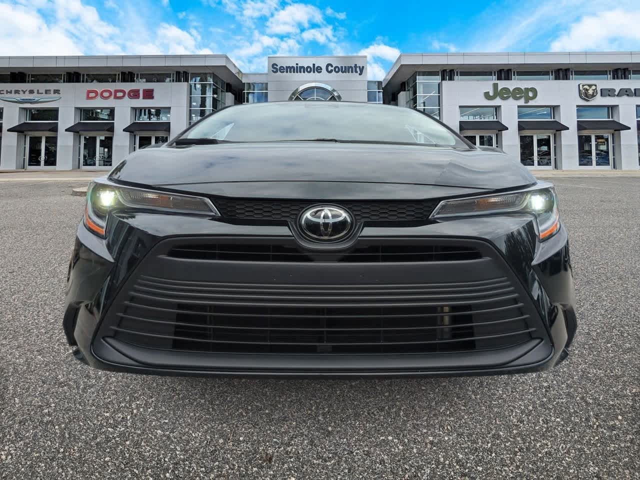 Thumbnail: 2025 Toyota Corolla - 3