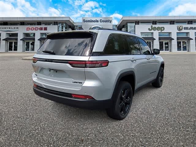 Thumbnail: 2025 Jeep Grand Cherokee - 8