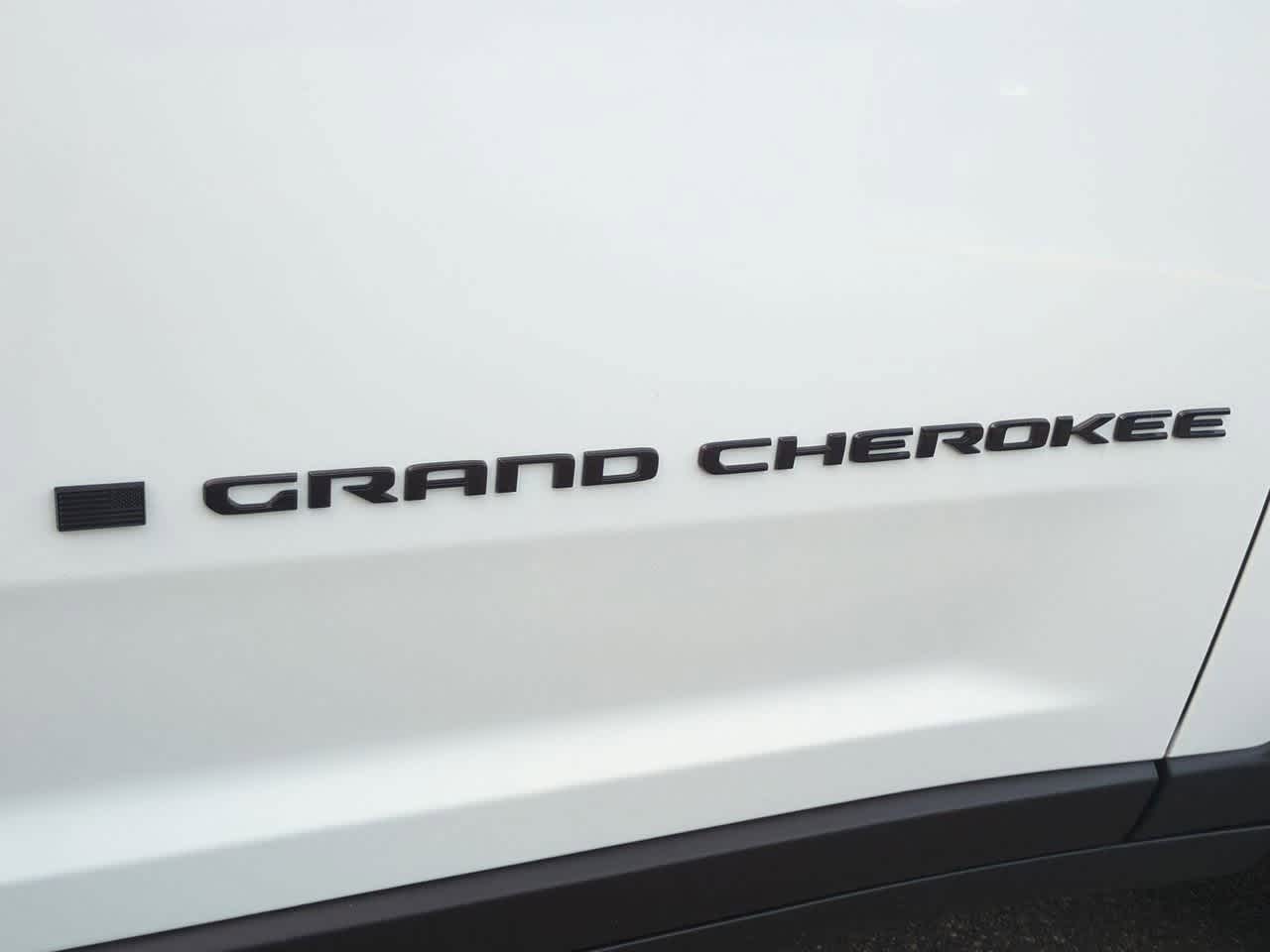Thumbnail: 2025 Jeep Grand Cherokee - 13