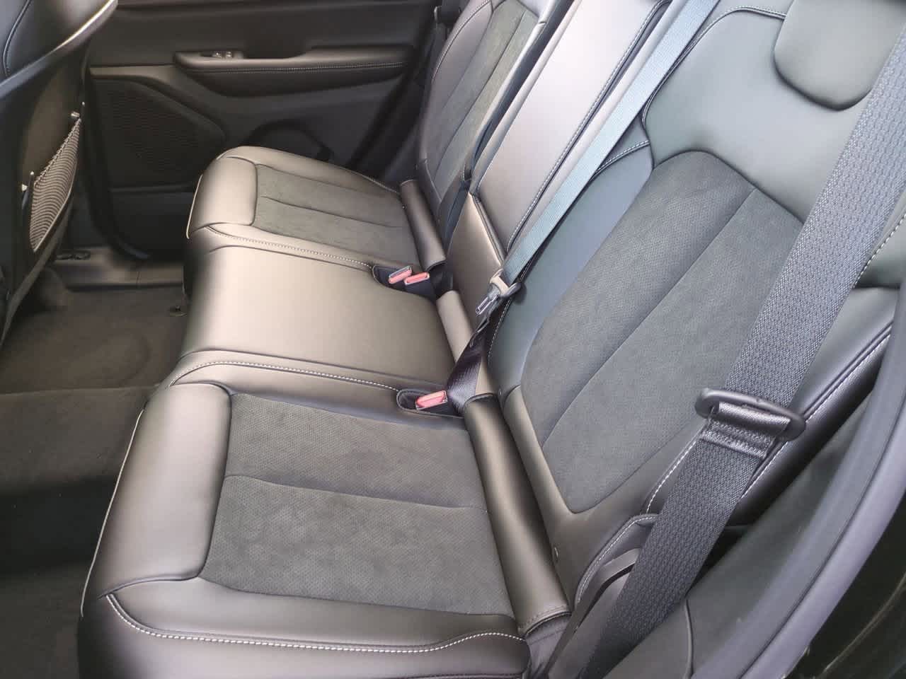 Thumbnail: 2025 Jeep Grand Cherokee - 20