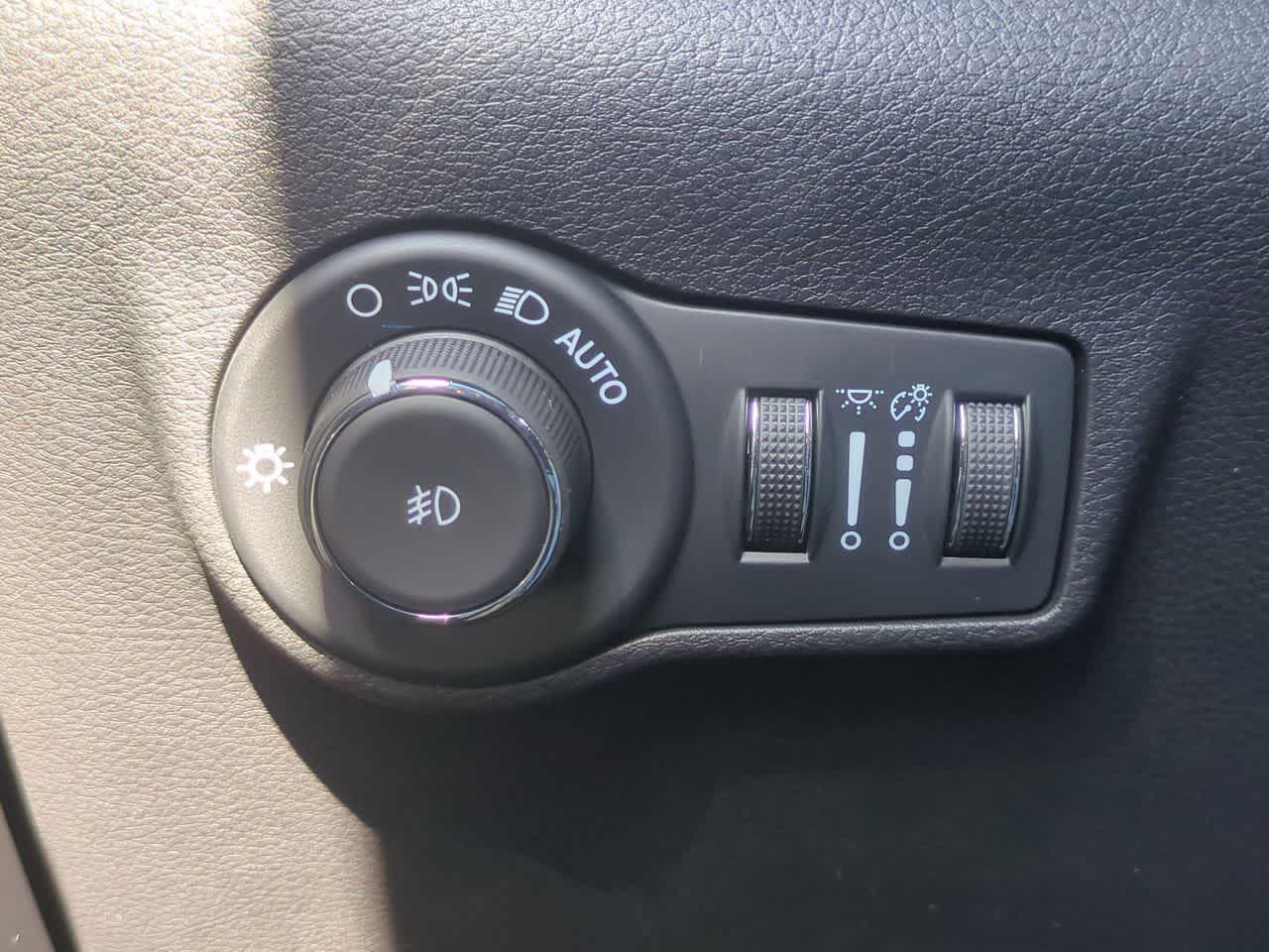 Thumbnail: 2026 Jeep Compass - 18