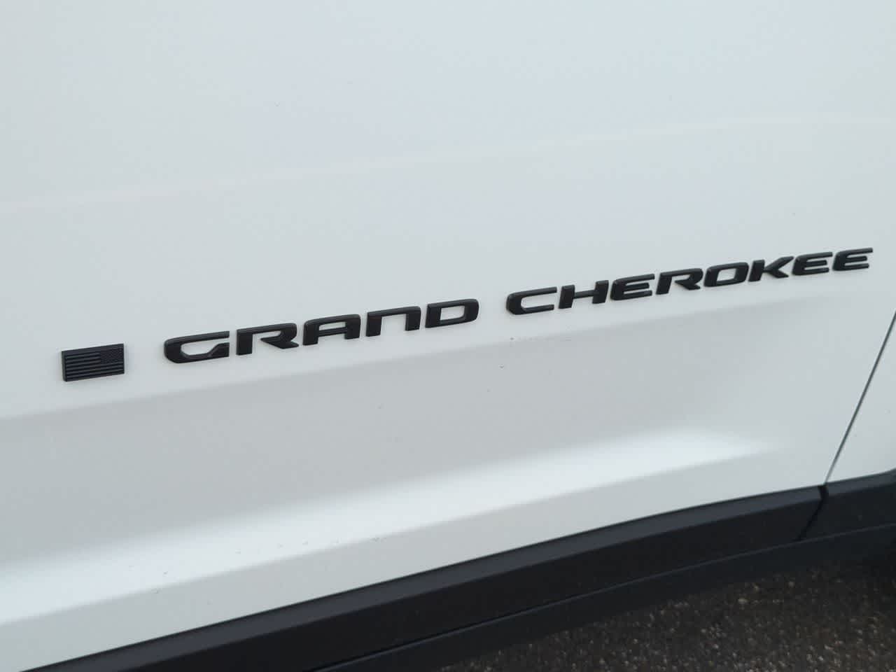 Thumbnail: 2026 Jeep Grand Cherokee - 13