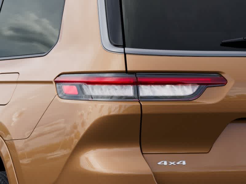 Thumbnail: 2026 Jeep Grand Cherokee L - 9