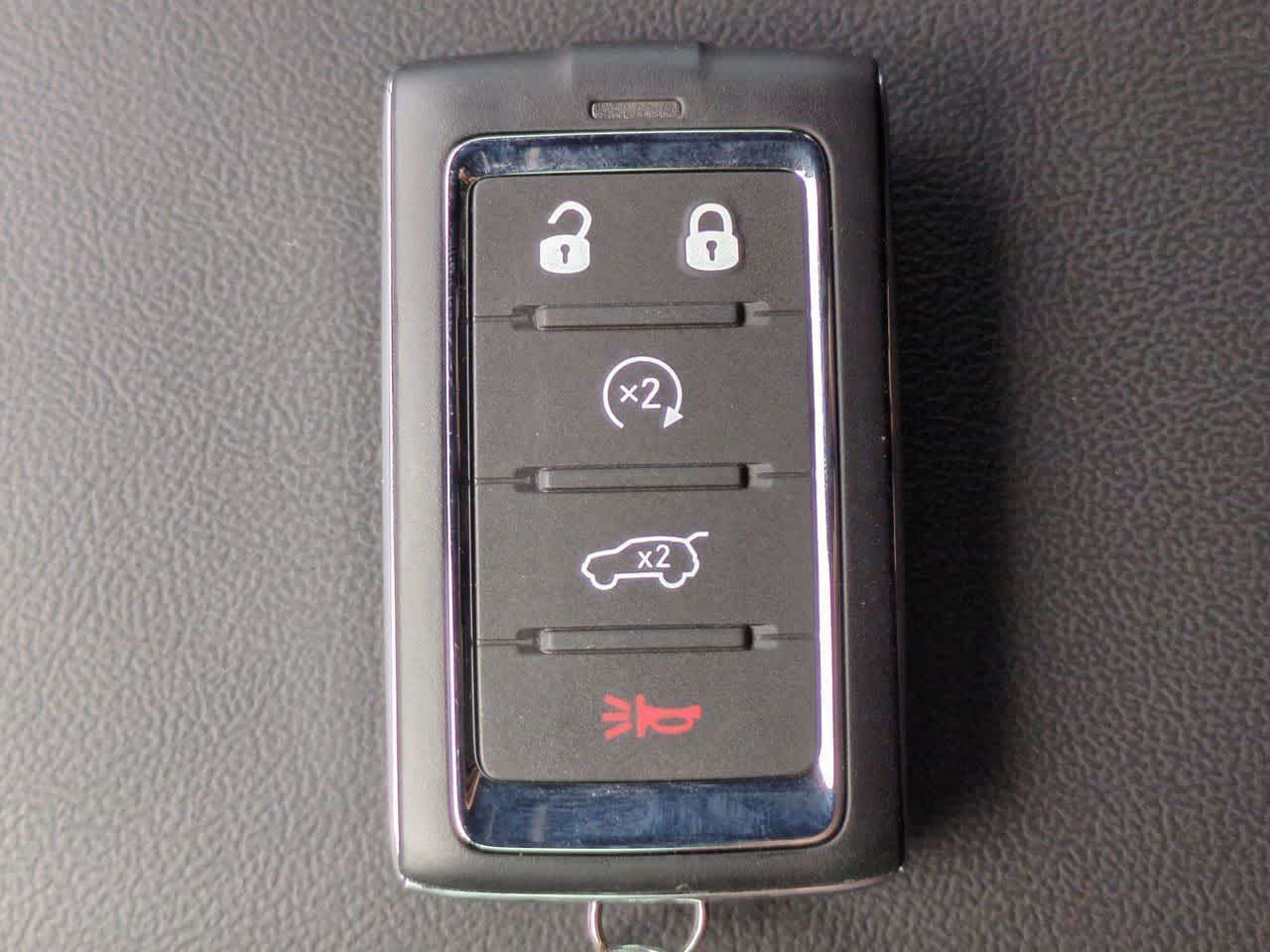 Thumbnail: 2025 Jeep Grand Cherokee - 35