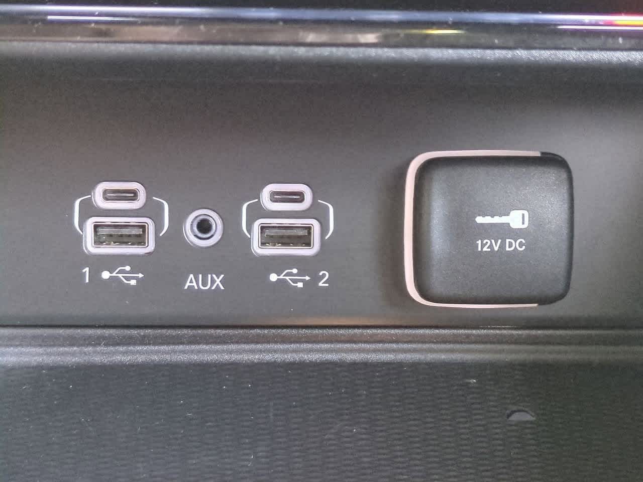 Thumbnail: 2024 Jeep Grand Cherokee - 32