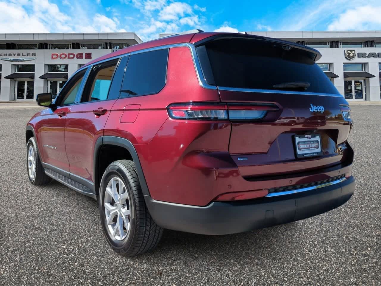 Thumbnail: 2022 Jeep Grand Cherokee L - 6