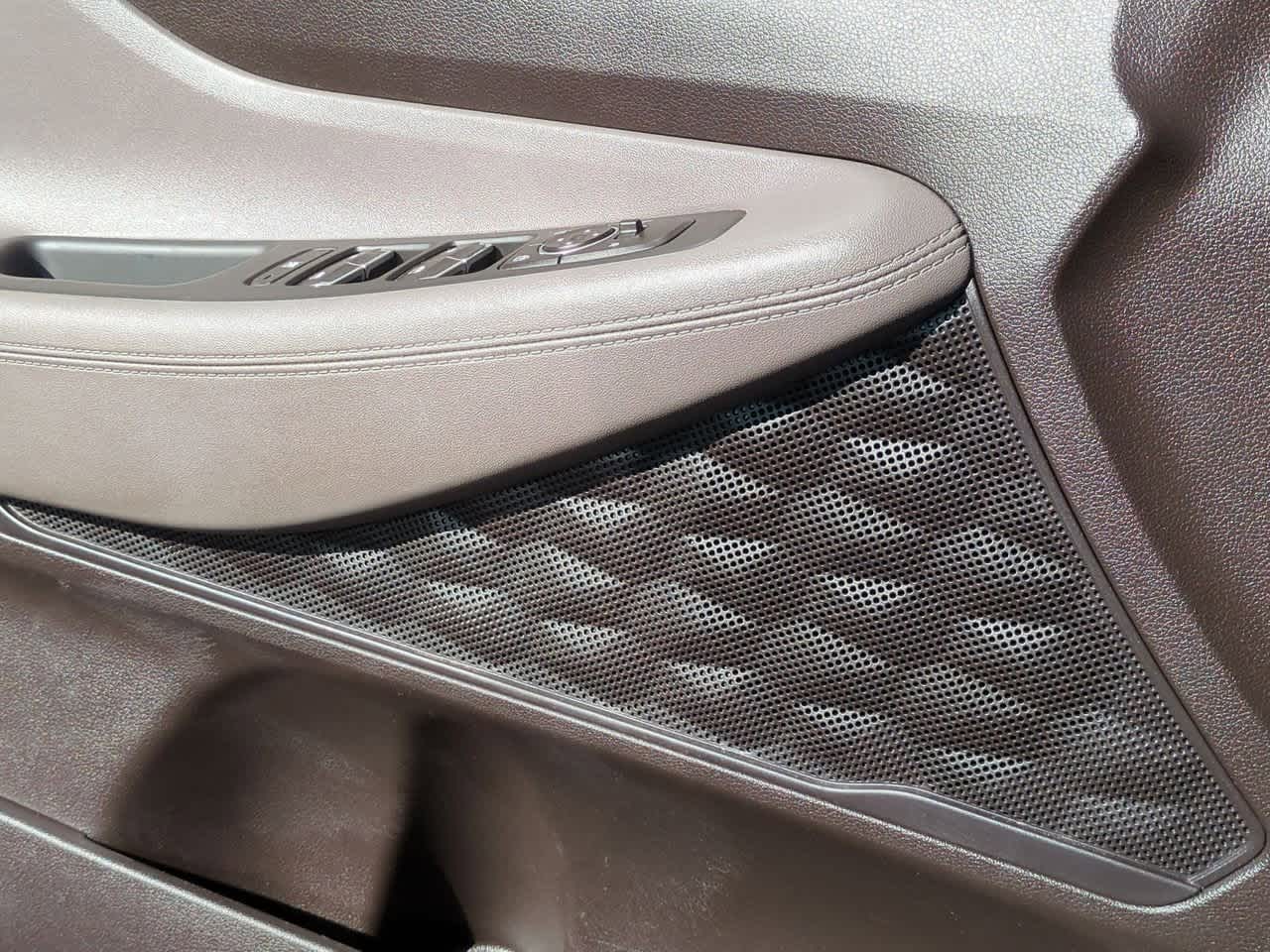 Thumbnail: 2020 Hyundai Santa Fe - 30