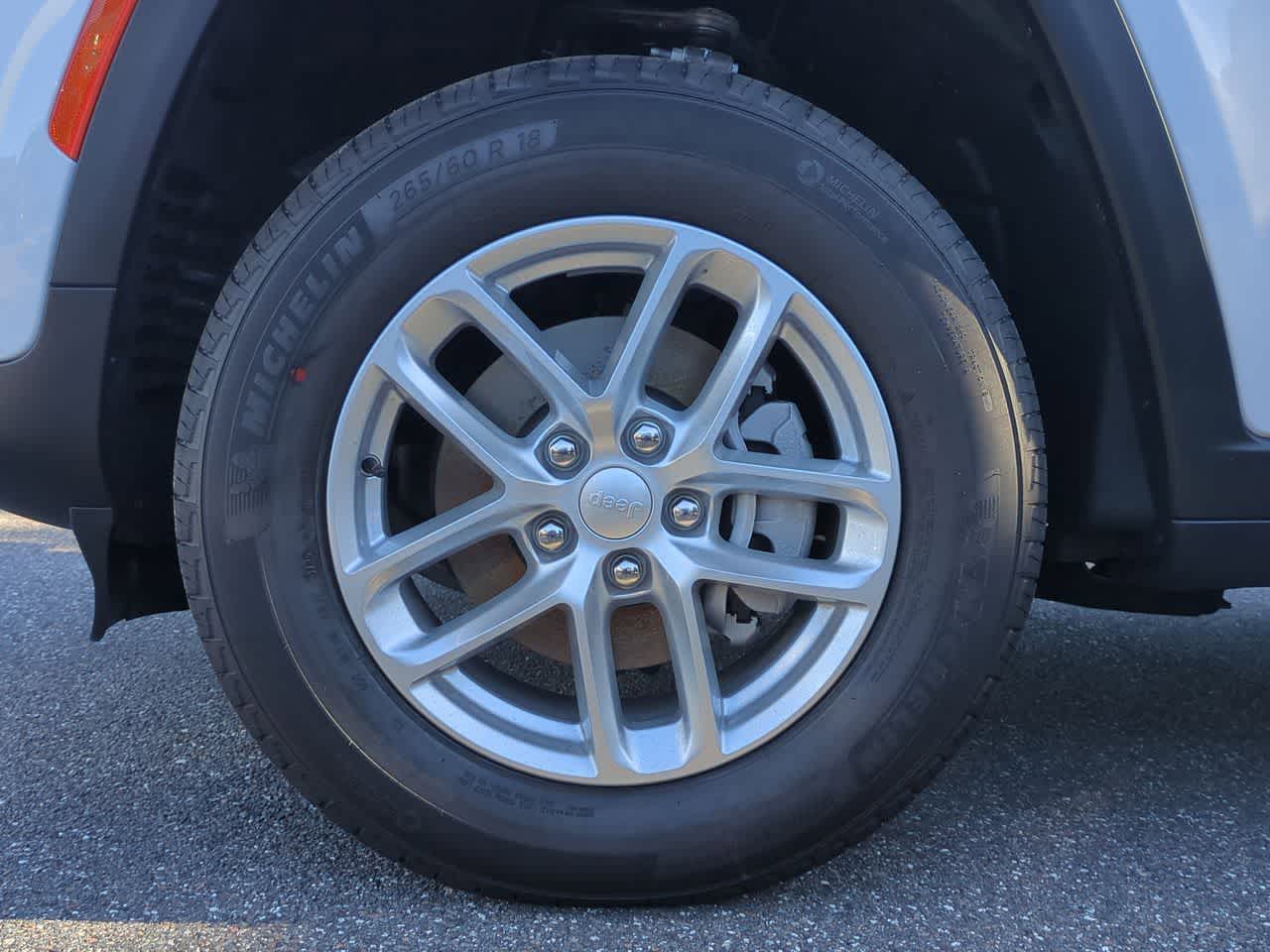 Thumbnail: 2025 Jeep Grand Cherokee - 14