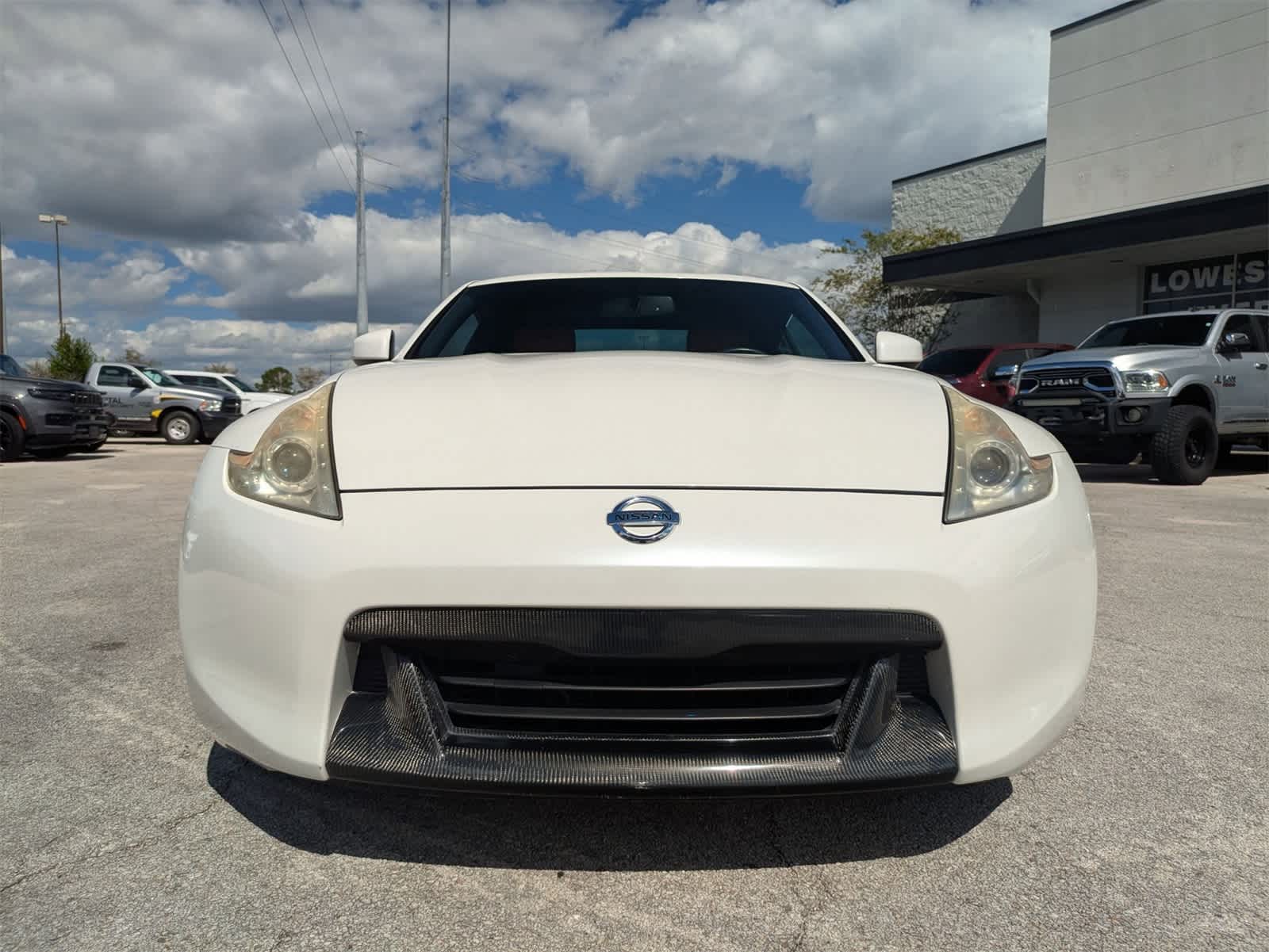 Thumbnail: 2009 Nissan Z - 2