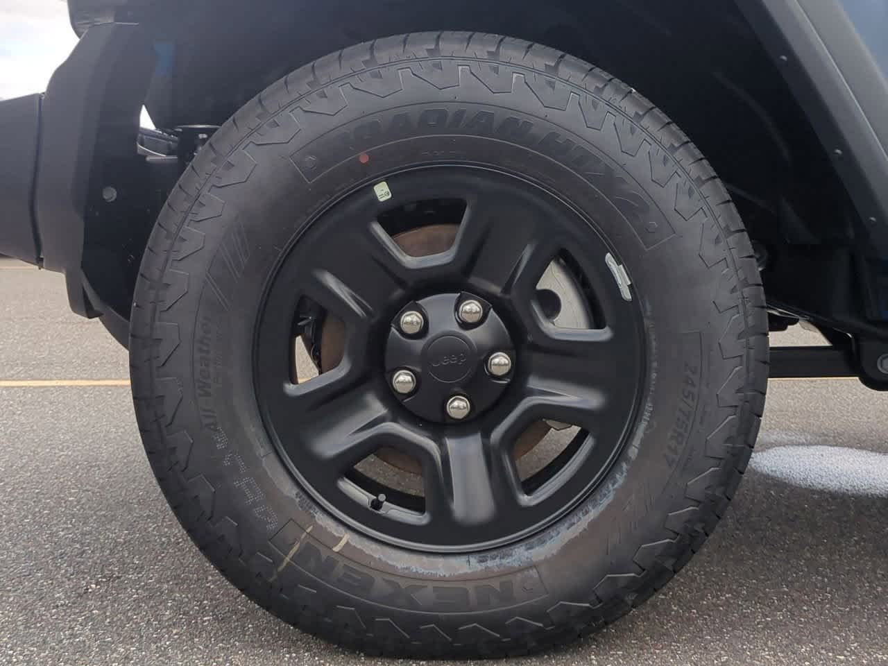 Thumbnail: 2025 Jeep Wrangler - 14