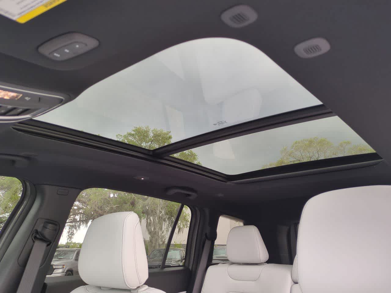 Thumbnail: 2026 Jeep Cherokee - 20