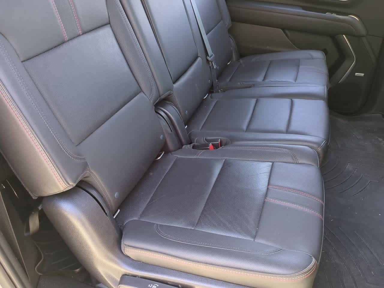 Thumbnail: 2021 Chevrolet Suburban - 21