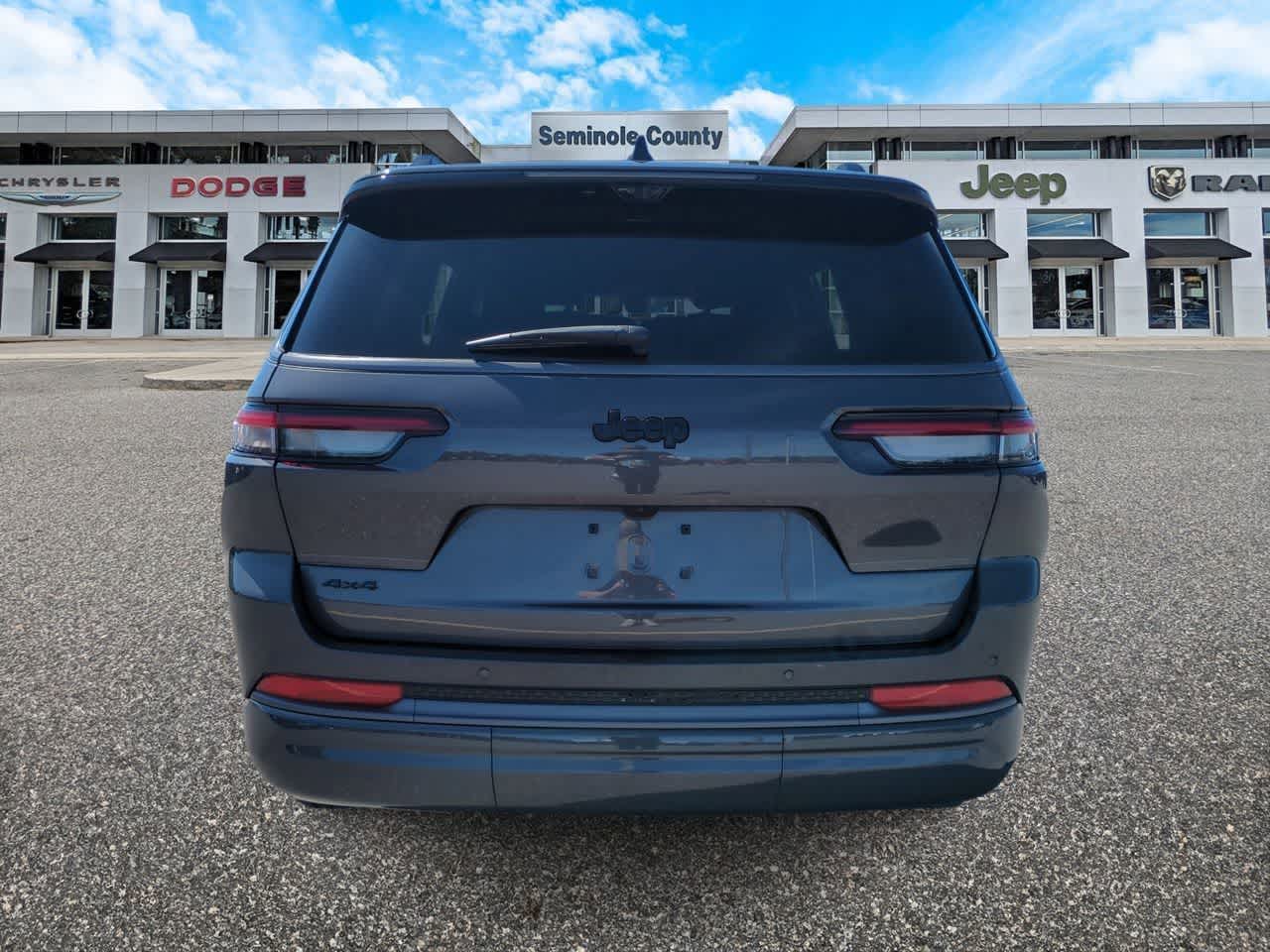 Thumbnail: 2026 Jeep Grand Cherokee L - 7