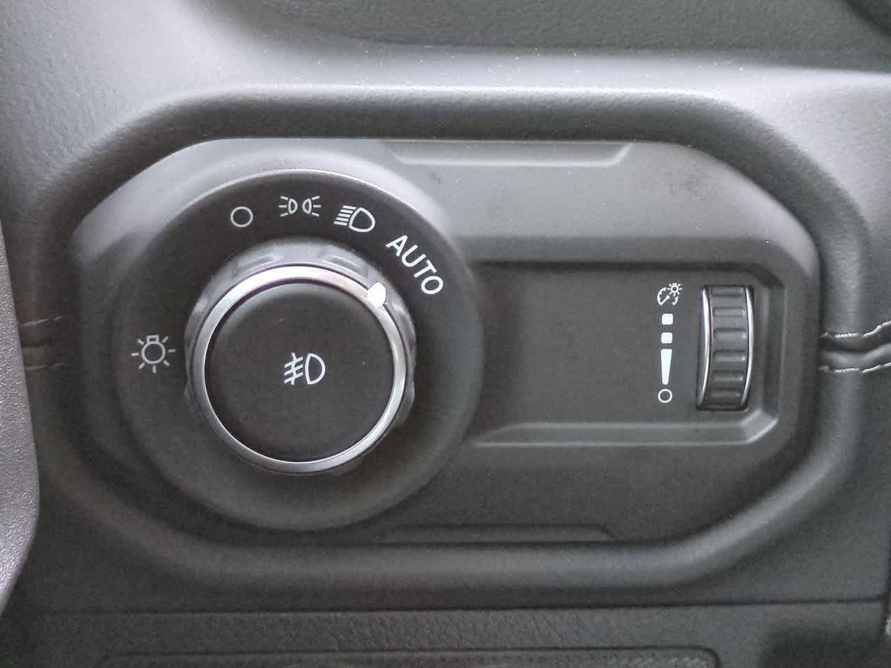 Thumbnail: 2026 Jeep Wrangler - 17