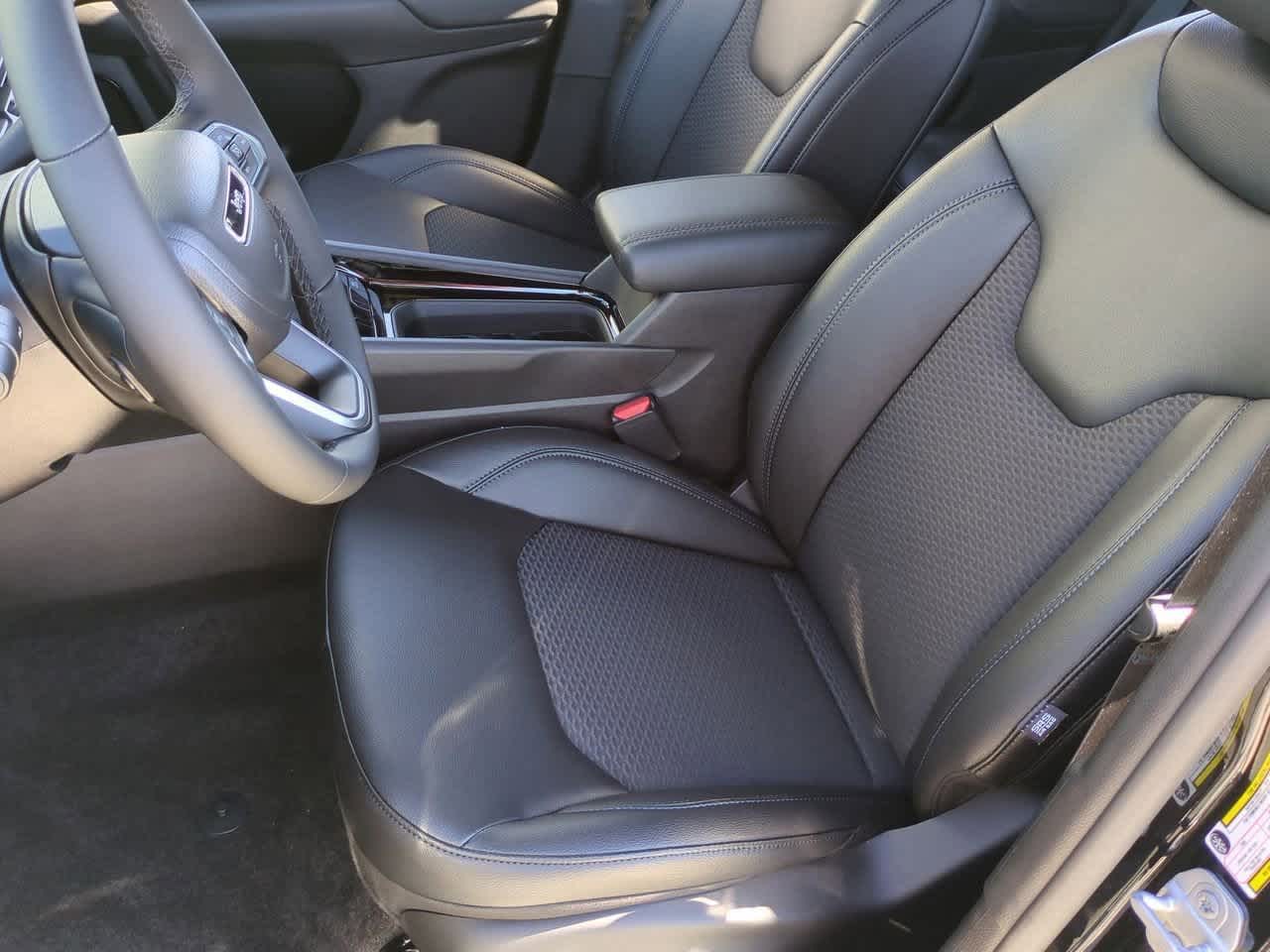 Thumbnail: 2026 Jeep Compass - 17