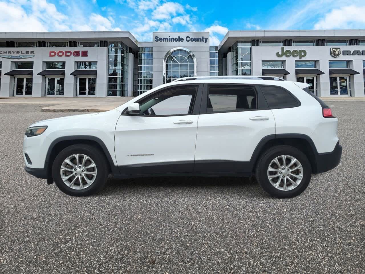 Thumbnail: 2021 Jeep Cherokee - 5