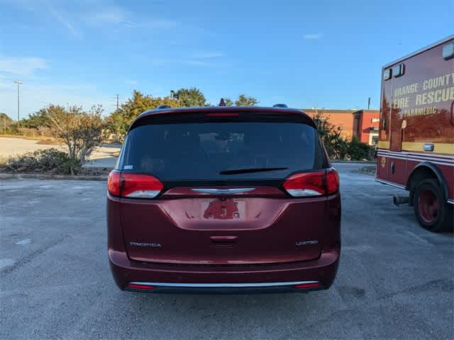 2020 Chrysler Pacifica Limited 3