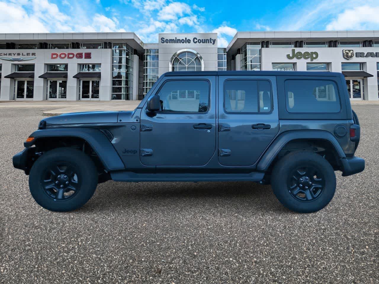 Thumbnail: 2026 Jeep Wrangler - 5
