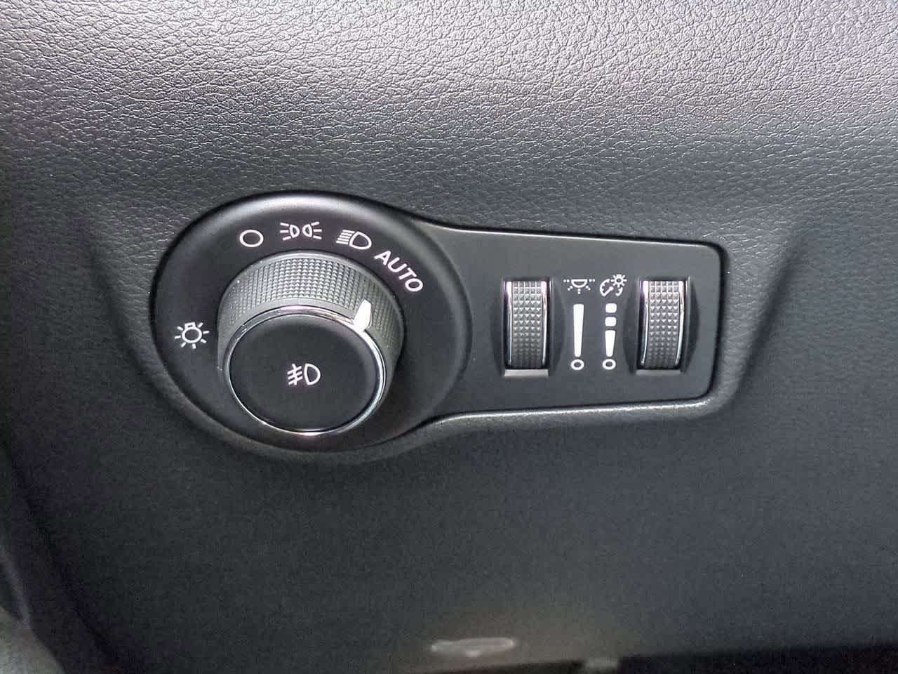 Thumbnail: 2026 Jeep Compass - 18