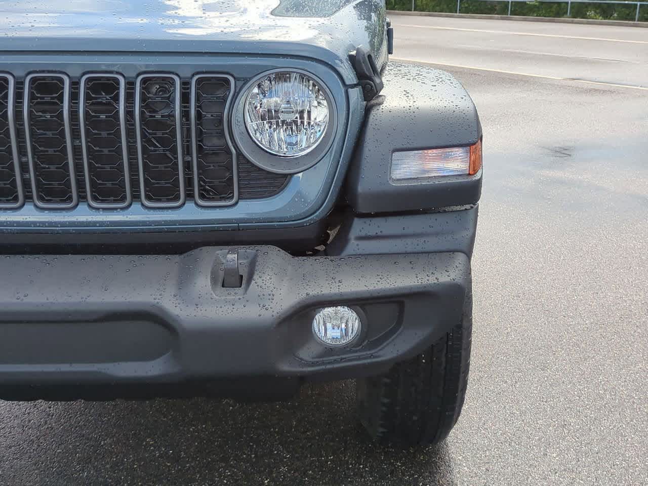 Thumbnail: 2025 Jeep Wrangler - 11