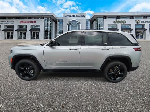 Thumbnail: 2025 Jeep Grand Cherokee - 5