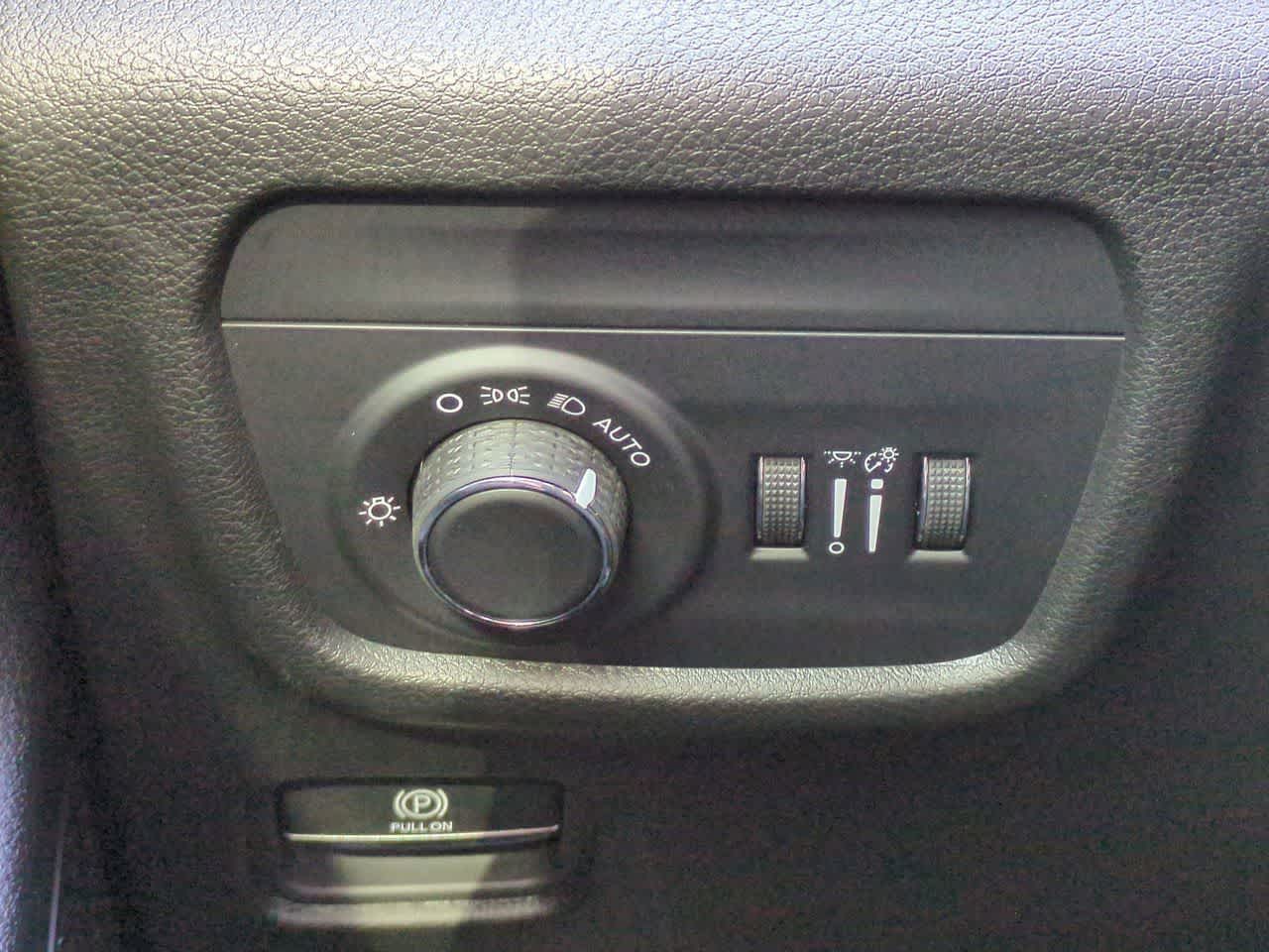 Thumbnail: 2026 Jeep Grand Cherokee - 18