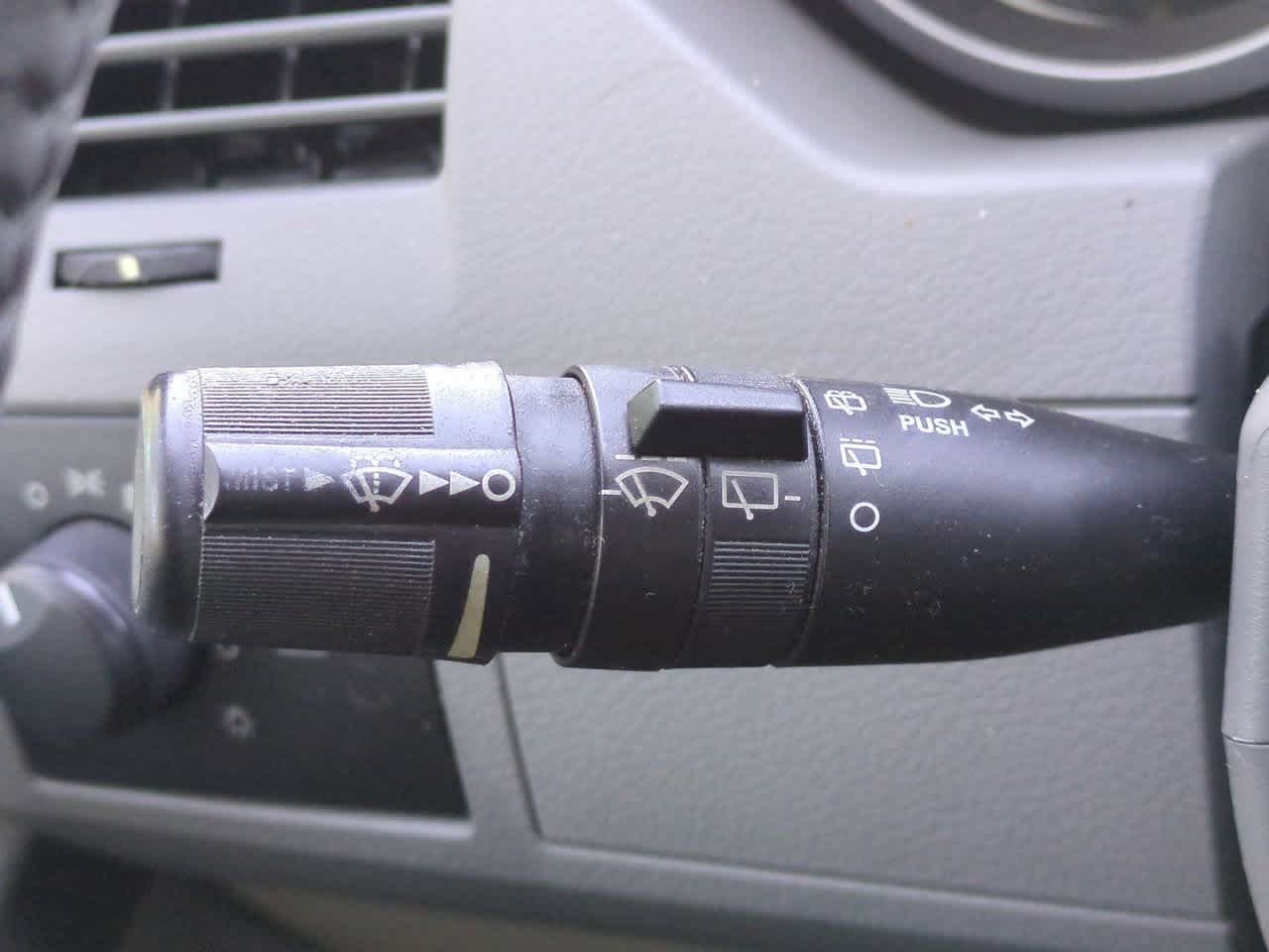 Thumbnail: 2010 Dodge Grand Caravan - 24