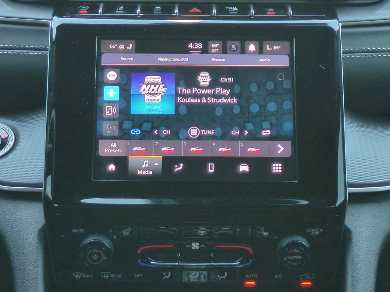 Thumbnail: 2025 Jeep Grand Cherokee - 28