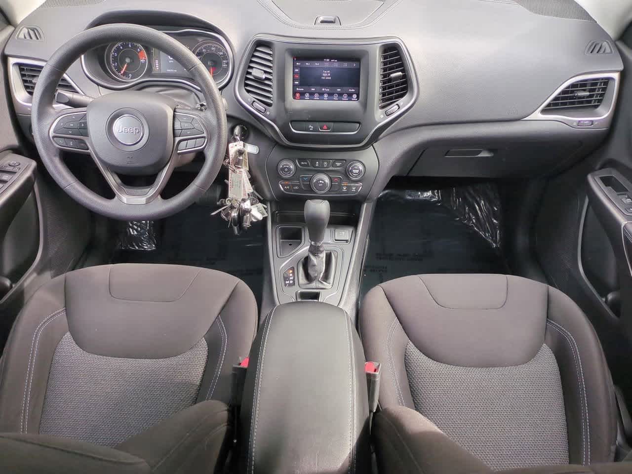 Thumbnail: 2020 Jeep Cherokee - 16