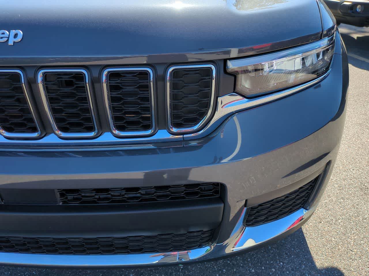 Thumbnail: 2025 Jeep Grand Cherokee L - 11