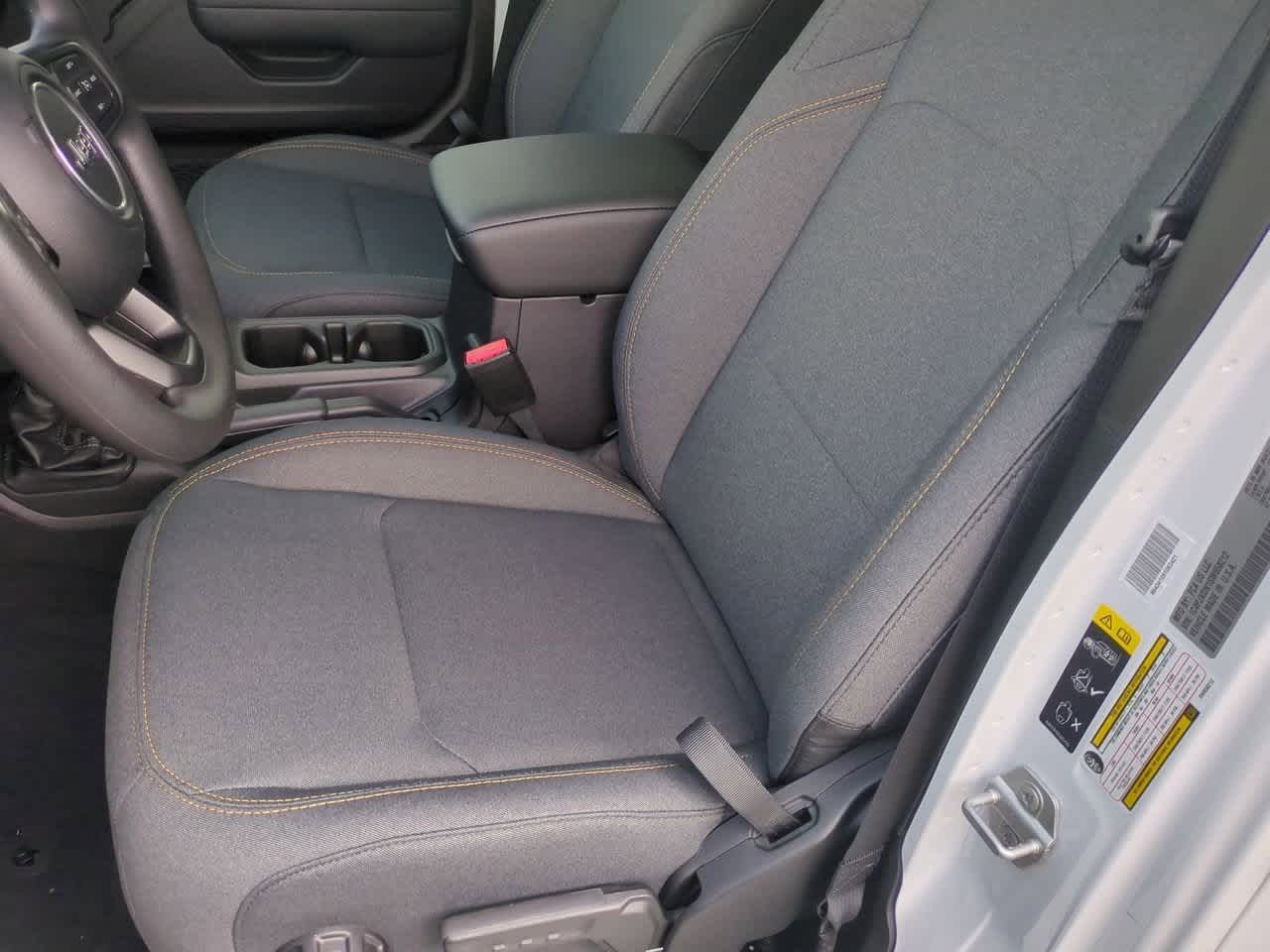 Thumbnail: 2025 Jeep Wrangler - 17